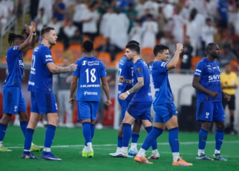 عاجل .. خبير تحكيمي يحسم الجدل حول أحقية الهلال في ركلة جزاء ضد التعاون